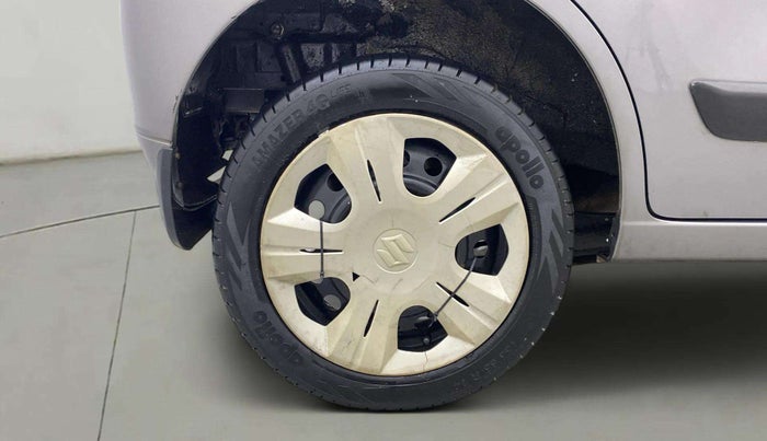 2015 Maruti Wagon R 1.0 VXI, Petrol, Manual, 49,854 km, Right Rear Wheel