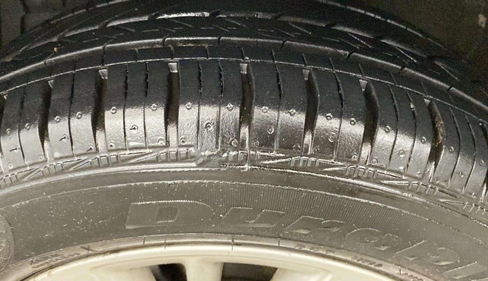 2016 Maruti Swift ZXI, Petrol, Manual, 39,447 km, Left Rear Tyre Tread