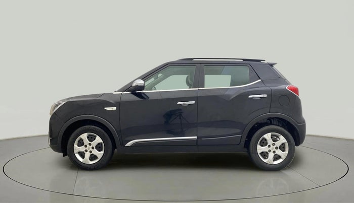 2019 Mahindra XUV300 W6 1.2 PETROL, Petrol, Manual, 71,057 km, Left Side