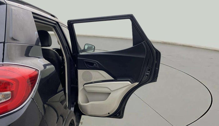 2019 Mahindra XUV300 W6 1.2 PETROL, Petrol, Manual, 71,057 km, RHS Rear Door