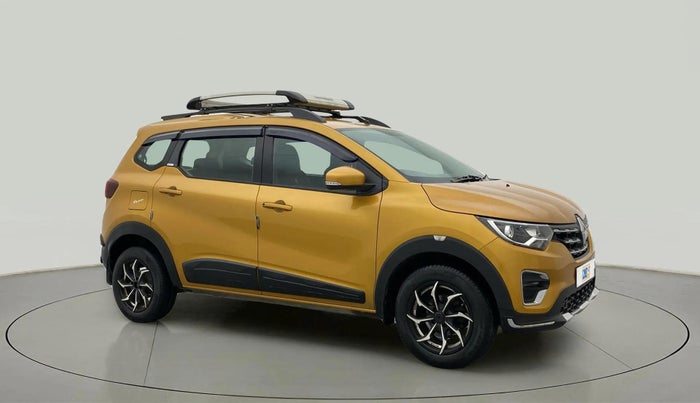 2019 Renault TRIBER RXZ, Petrol, Manual, 28,458 km, Right Front Diagonal