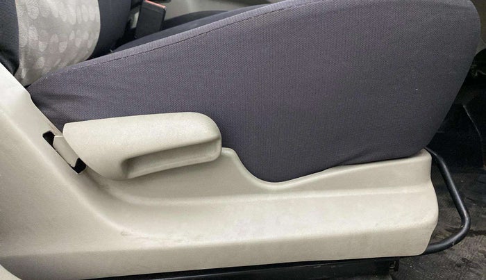 2015 Maruti Celerio VXI AMT, Petrol, Automatic, 59,737 km, Driver Side Adjustment Panel