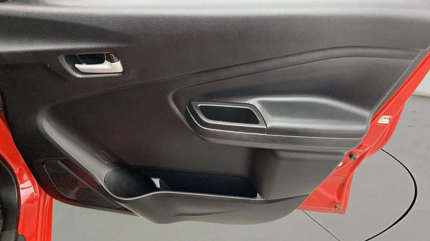 2024 Maruti Celerio ZXI PLUS, Petrol, Manual, 13,397 km, Driver Side Door Panels Control
