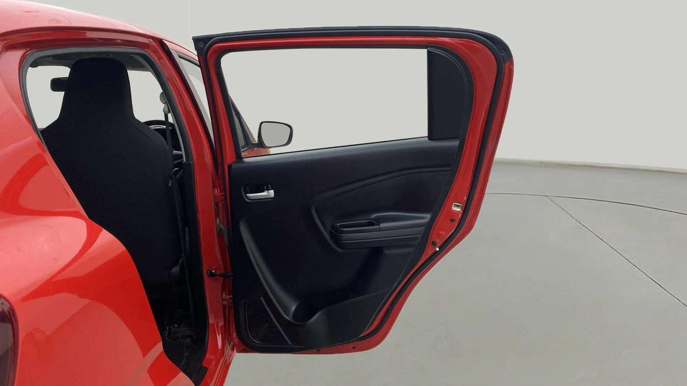 2024 Maruti Celerio ZXI PLUS, Petrol, Manual, 13,397 km, RHS Rear Door