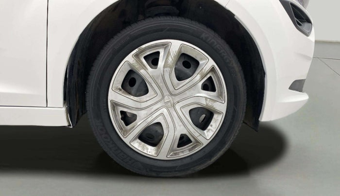2021 Tata ALTROZ XM PLUS PETROL, Petrol, Manual, 64,994 km, Right Front Wheel