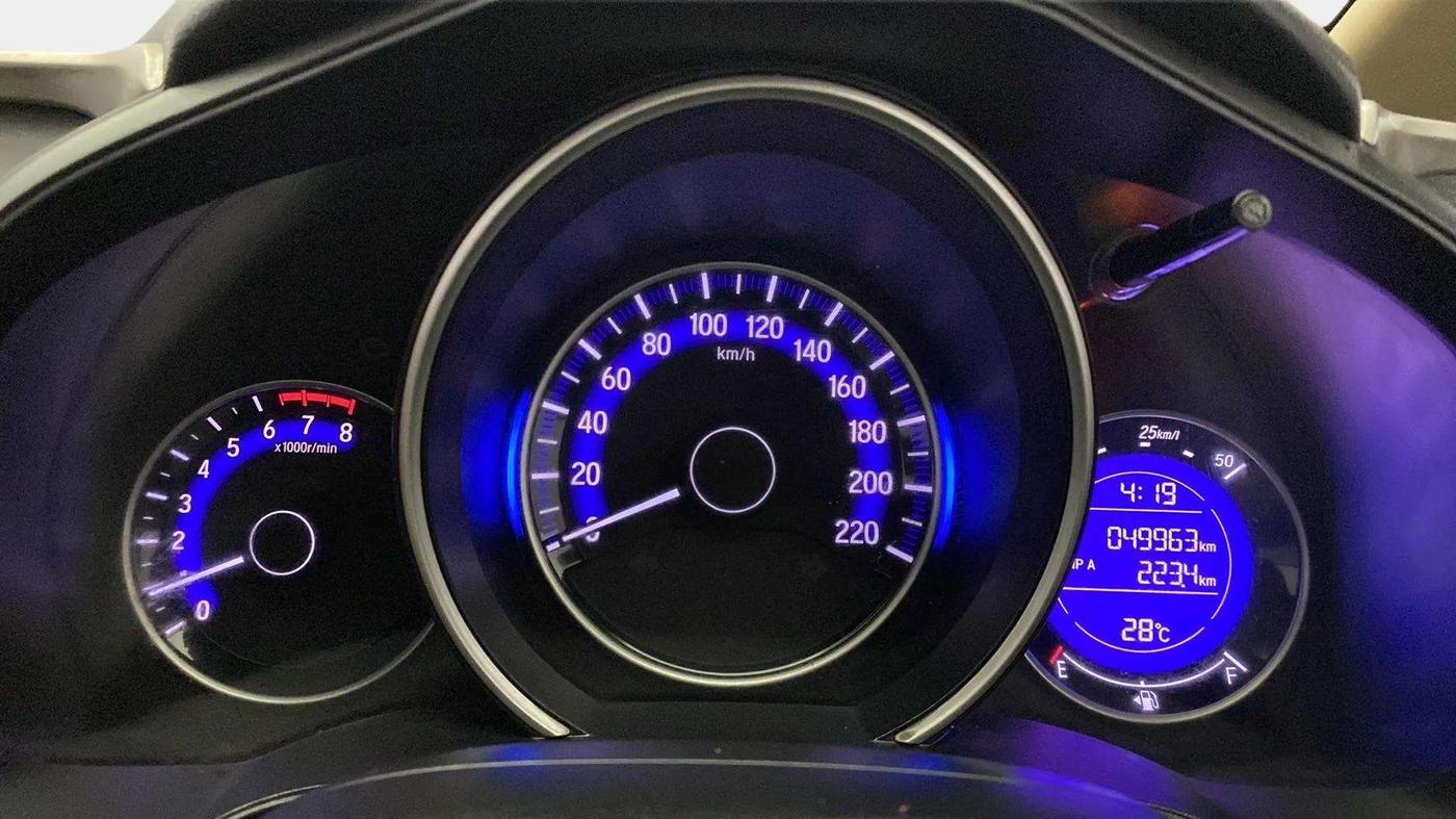 2016 Honda Jazz 1.2L I-VTEC V, Petrol, Manual, 50,042 km, Odometer Image