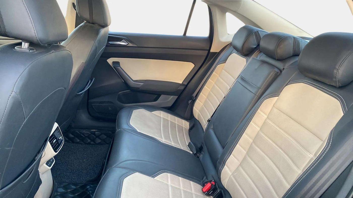2022 Skoda SLAVIA AMBITION 1.0L TSI MT, Petrol, Manual, 25,493 km, Right Side Rear Door Cabin