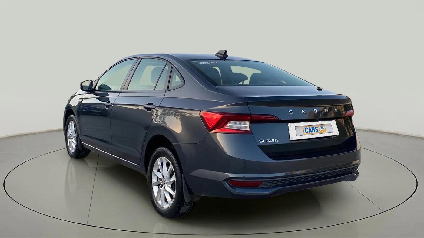 2022 Skoda SLAVIA AMBITION 1.0L TSI MT, Petrol, Manual, 25,493 km, Left Back Diagonal