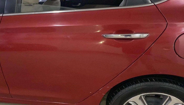 2018 Hyundai Verna 1.6 SX (O) CRDI MT, Diesel, Manual, 72,528 km, Rear left door - Minor scratches