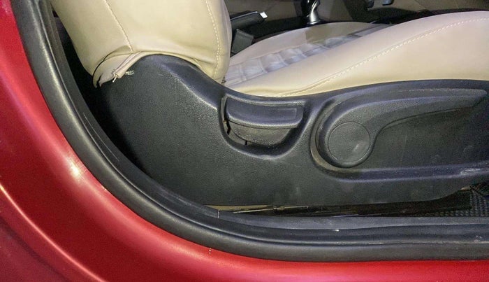 2018 Hyundai Verna 1.6 SX (O) CRDI MT, Diesel, Manual, 72,528 km, Driver Side Adjustment Panel