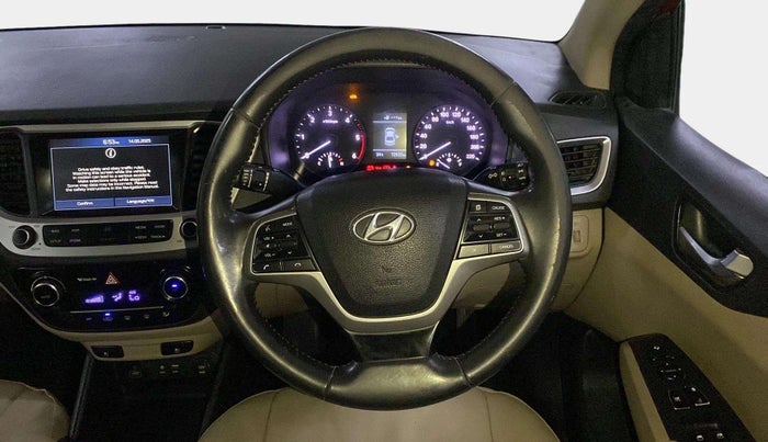 2018 Hyundai Verna 1.6 SX (O) CRDI MT, Diesel, Manual, 72,528 km, Steering Wheel Close Up
