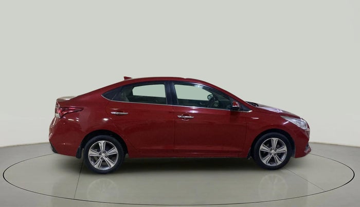2018 Hyundai Verna 1.6 SX (O) CRDI MT, Diesel, Manual, 72,528 km, Right Side View