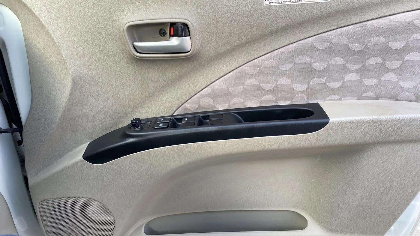 2016 Maruti Celerio ZXI AMT, Petrol, Automatic, 18,000 km, Driver Side Door Panels Control