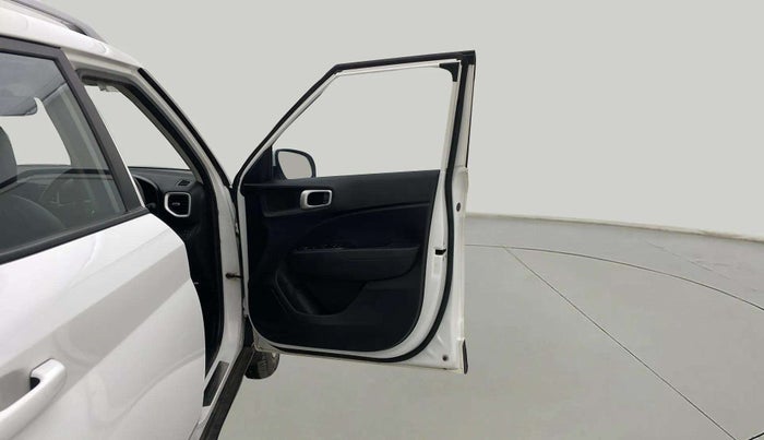 2019 Hyundai VENUE S 1.2, Petrol, Manual, 51,053 km, RHS Front Door