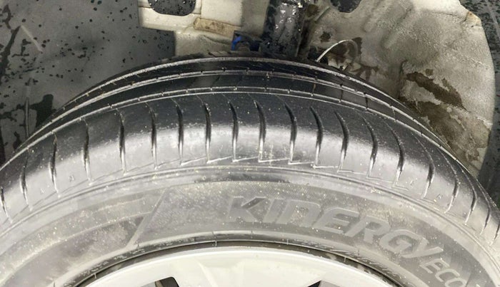 2019 Hyundai VENUE S 1.2, Petrol, Manual, 51,053 km, Left Front Tyre Tread