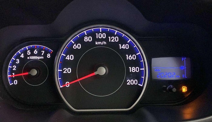 2014 Hyundai i10 MAGNA 1.1, Petrol, Manual, 20,159 km, Odometer Image