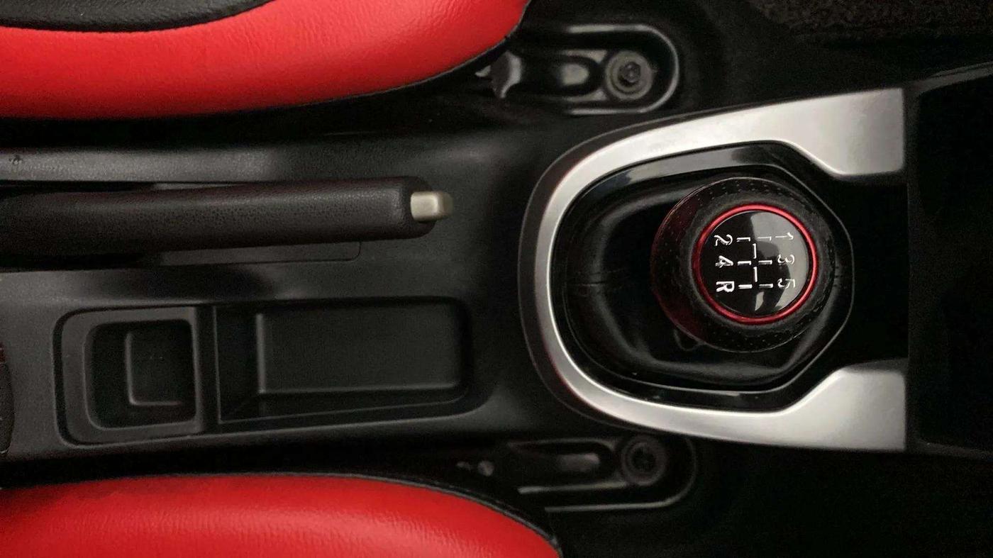 2019 Honda WR-V 1.2L I-VTEC VX MT, Petrol, Manual, 12,737 km, Gear Lever