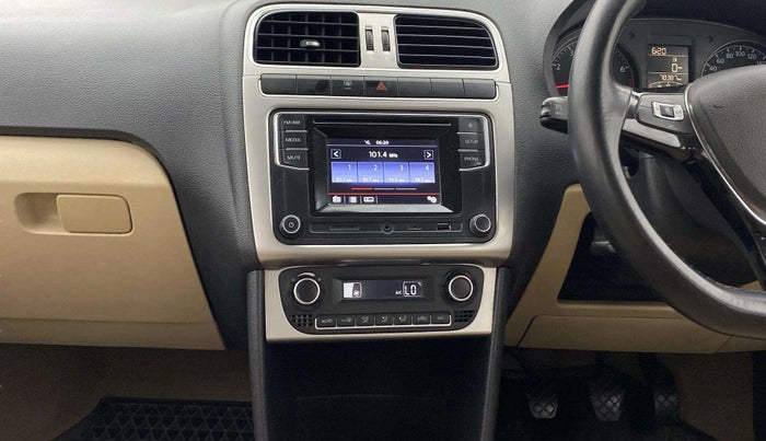 2016 Volkswagen Ameo HIGHLINE1.2L, Petrol, Manual, 78,389 km, Air Conditioner