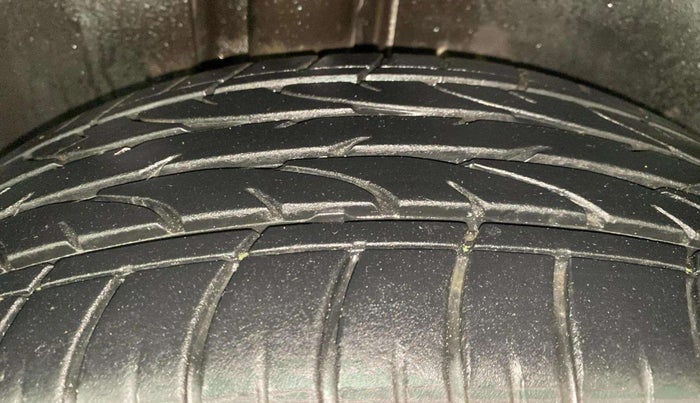 2019 MG HECTOR SHARP 1.5 DCT PETROL, Petrol, Automatic, 62,419 km, Right Rear Tyre Tread