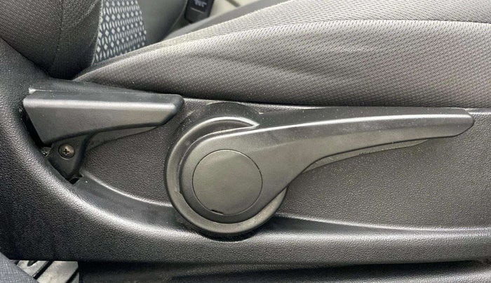 2018 Tata NEXON XZA PLUS DIESEL, Diesel, Automatic, 52,978 km, Driver Side Adjustment Panel