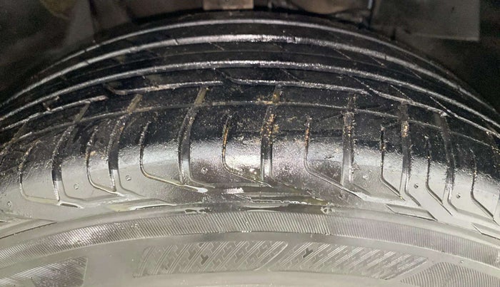 2018 Tata NEXON XZA PLUS DIESEL, Diesel, Automatic, 52,978 km, Right Front Tyre Tread