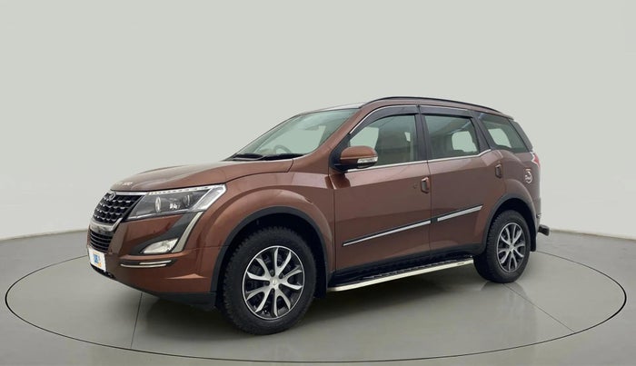 2020 Mahindra XUV500 W7, Diesel, Manual, 49,355 km, Left Front Diagonal