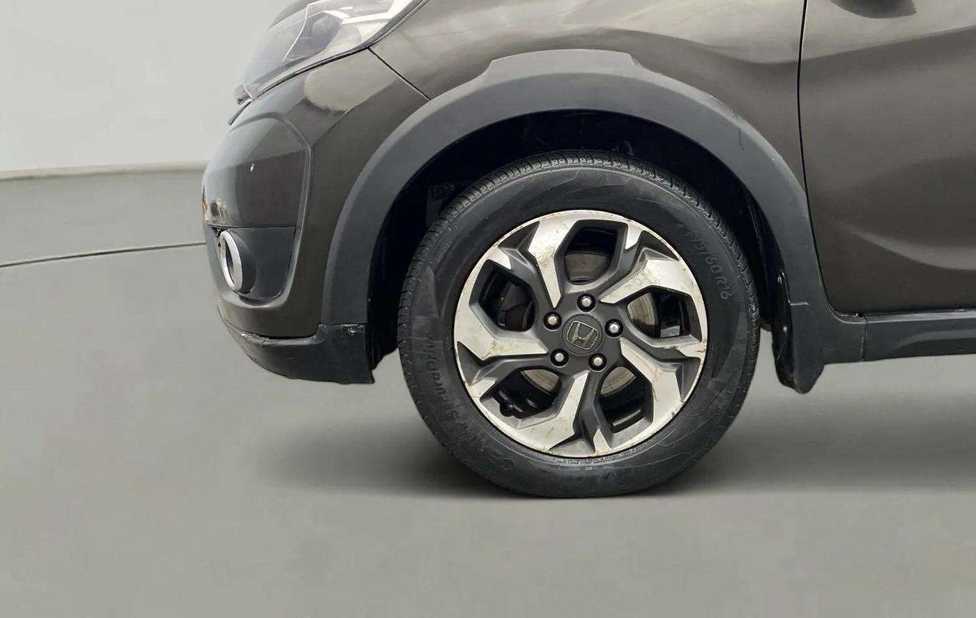 2016 Honda BR-V 1.5L I- DTEC V, Diesel, Manual, 91,961 km, Left Front Wheel