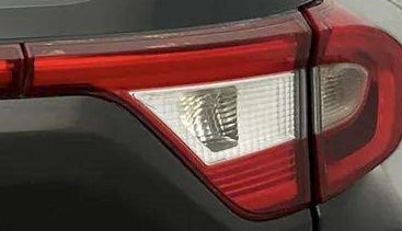 2016 Honda BR-V 1.5L I- DTEC V, Diesel, Manual, 91,882 km, Right tail light - Minor damage