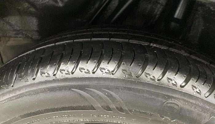 2016 Honda BR-V 1.5L I- DTEC V, Diesel, Manual, 91,882 km, Left Front Tyre Tread