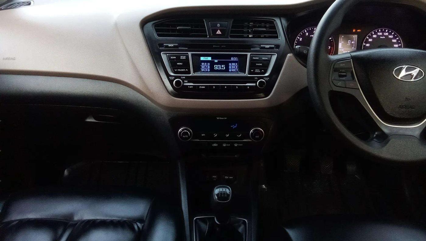 2016 Hyundai Elite i20 SPORTZ 1.2, Petrol, Manual, 40,873 km, Air Conditioner