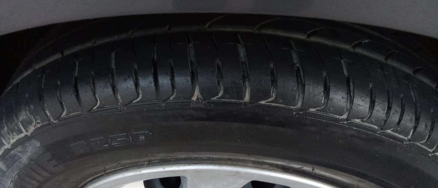 2016 Hyundai Elite i20 SPORTZ 1.2, Petrol, Manual, 40,873 km, Left Front Tyre Tread