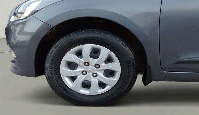 2016 Hyundai Elite i20 SPORTZ 1.2, Petrol, Manual, 40,873 km, Left Front Wheel