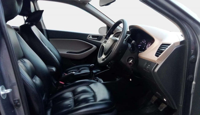 2016 Hyundai Elite i20 SPORTZ 1.2, Petrol, Manual, 40,873 km, Right Side Front Door Cabin