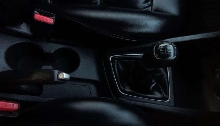 2016 Hyundai Elite i20 SPORTZ 1.2, Petrol, Manual, 40,873 km, Gear Lever