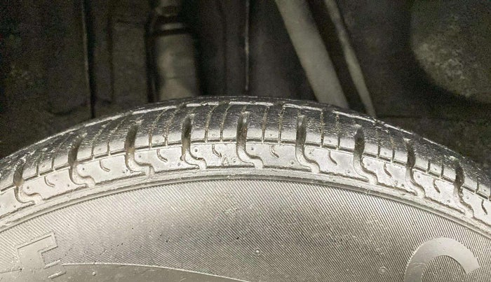 2019 Renault Kwid RXT 1.0 (O), Petrol, Manual, 17,893 km, Left Rear Tyre Tread