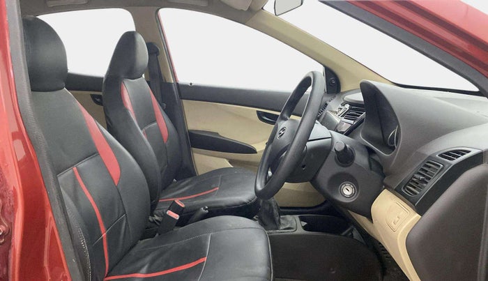 2014 Hyundai Eon MAGNA +, Petrol, Manual, 35,809 km, Right Side Front Door Cabin