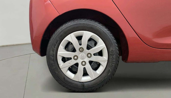 2014 Hyundai Eon MAGNA +, Petrol, Manual, 35,809 km, Right Rear Wheel