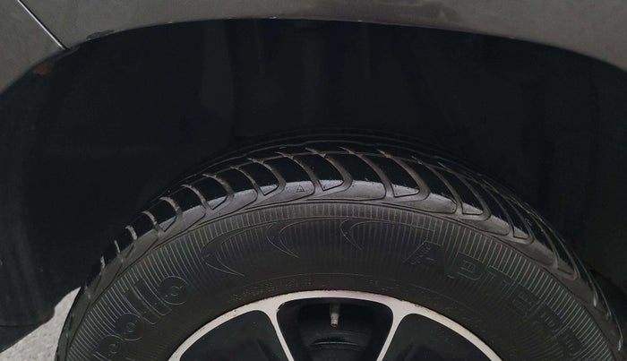 2019 Renault Duster 85 PS RXS MT DIESEL, Diesel, Manual, 75,528 km, Right Rear Tyre Tread