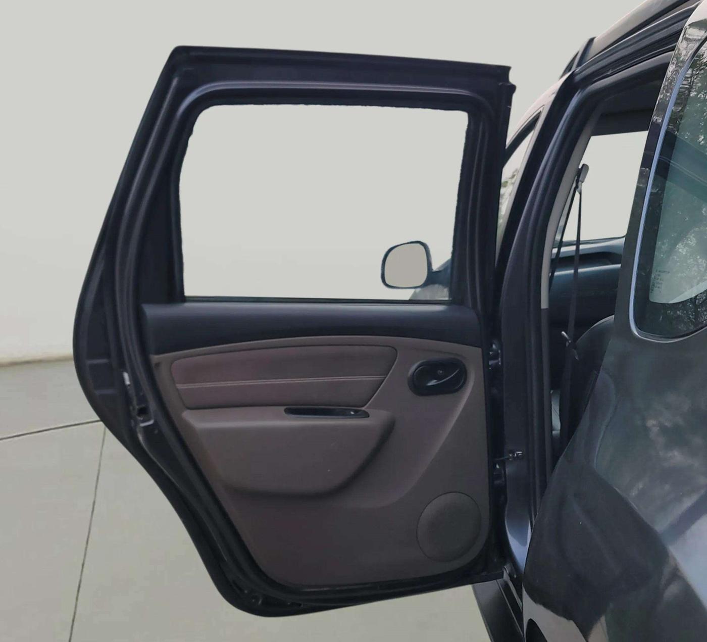 2019 Renault Duster 85 PS RXS MT DIESEL, Diesel, Manual, 75,511 km, LHS Rear Door