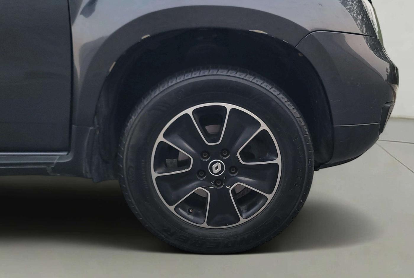 2019 Renault Duster 85 PS RXS MT DIESEL, Diesel, Manual, 75,511 km, Right Front Wheel