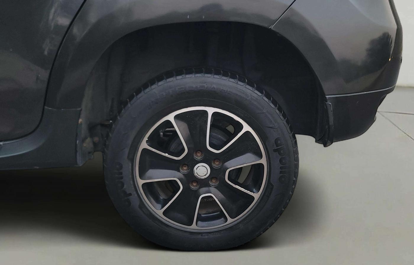 2019 Renault Duster 85 PS RXS MT DIESEL, Diesel, Manual, 75,511 km, Left Rear Wheel