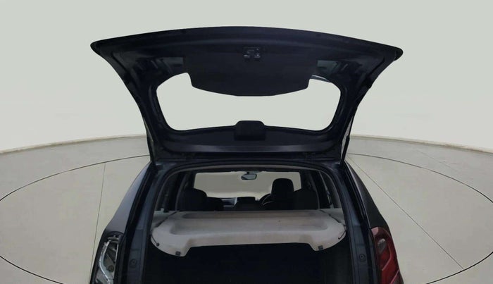 2019 Renault Duster 85 PS RXS MT DIESEL, Diesel, Manual, 75,528 km, Boot Door Open