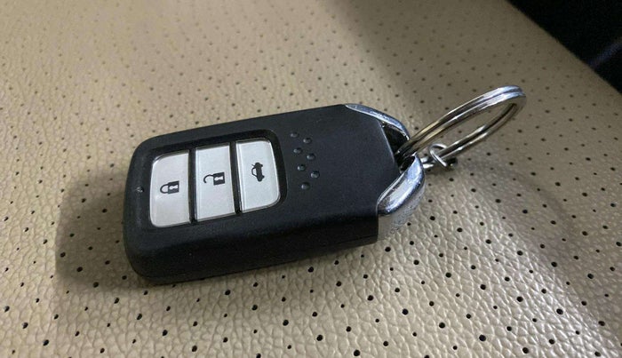 2019 Honda City 1.5L I-VTEC ZX CVT, Petrol, Automatic, 62,356 km, Key Close Up