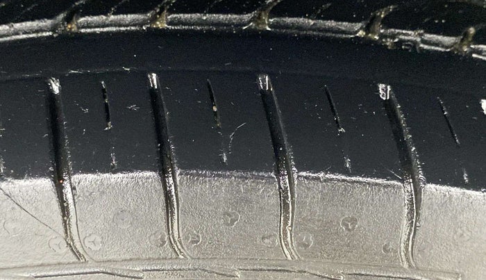2019 Tata NEXON XM PETROL, Petrol, Manual, 25,368 km, Right Rear Tyre Tread
