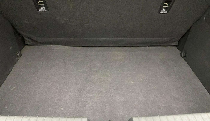 2019 Hyundai Elite i20 ASTA 1.2 (O), Petrol, Manual, 33,963 km, Boot Inside