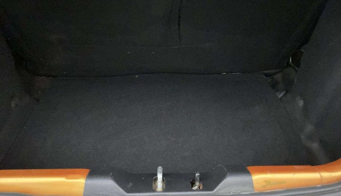 2017 Tata Tiago XT PETROL, Petrol, Manual, 33,862 km, Boot Inside