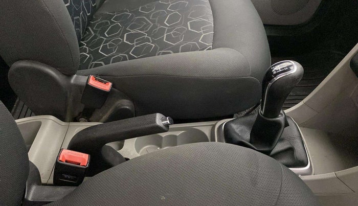 2017 Tata Tiago XT PETROL, Petrol, Manual, 33,862 km, Gear Lever