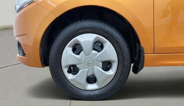 2017 Tata Tiago XT PETROL, Petrol, Manual, 33,862 km, Left Front Wheel