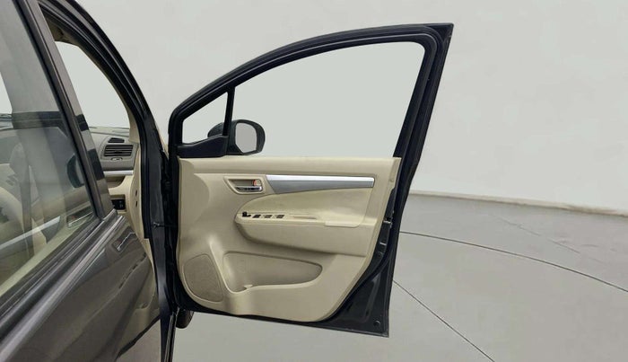 2017 Maruti Ertiga VDI SHVS, Diesel, Manual, 1,10,090 km, RHS Front Door