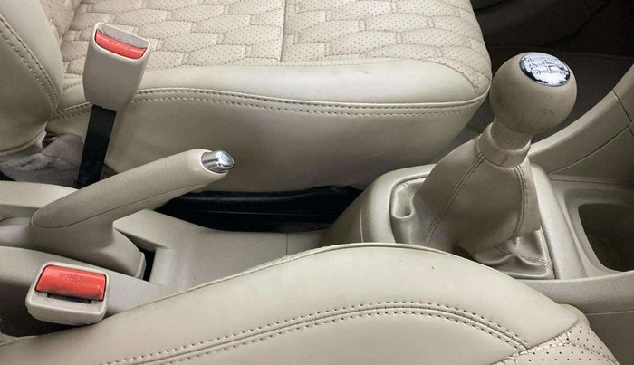 2017 Maruti Ertiga VDI SHVS, Diesel, Manual, 1,10,090 km, Gear Lever